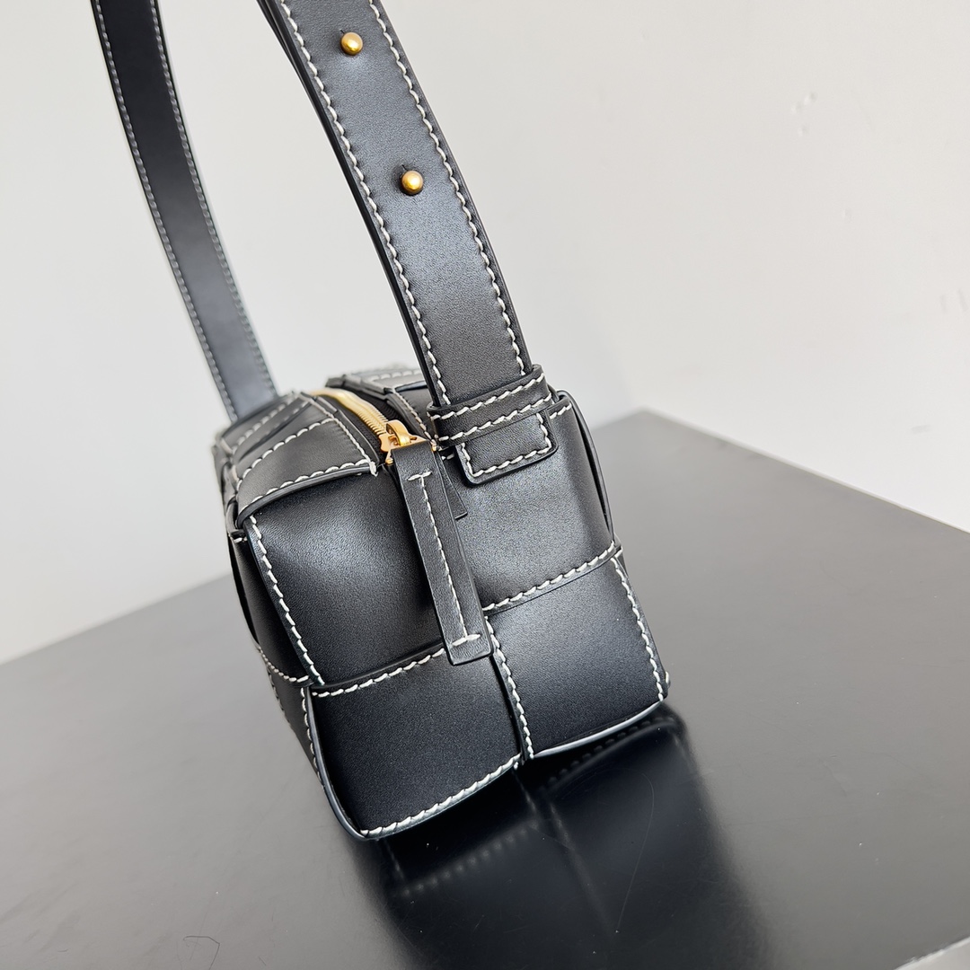 Bottega Veneta Satchel Bags